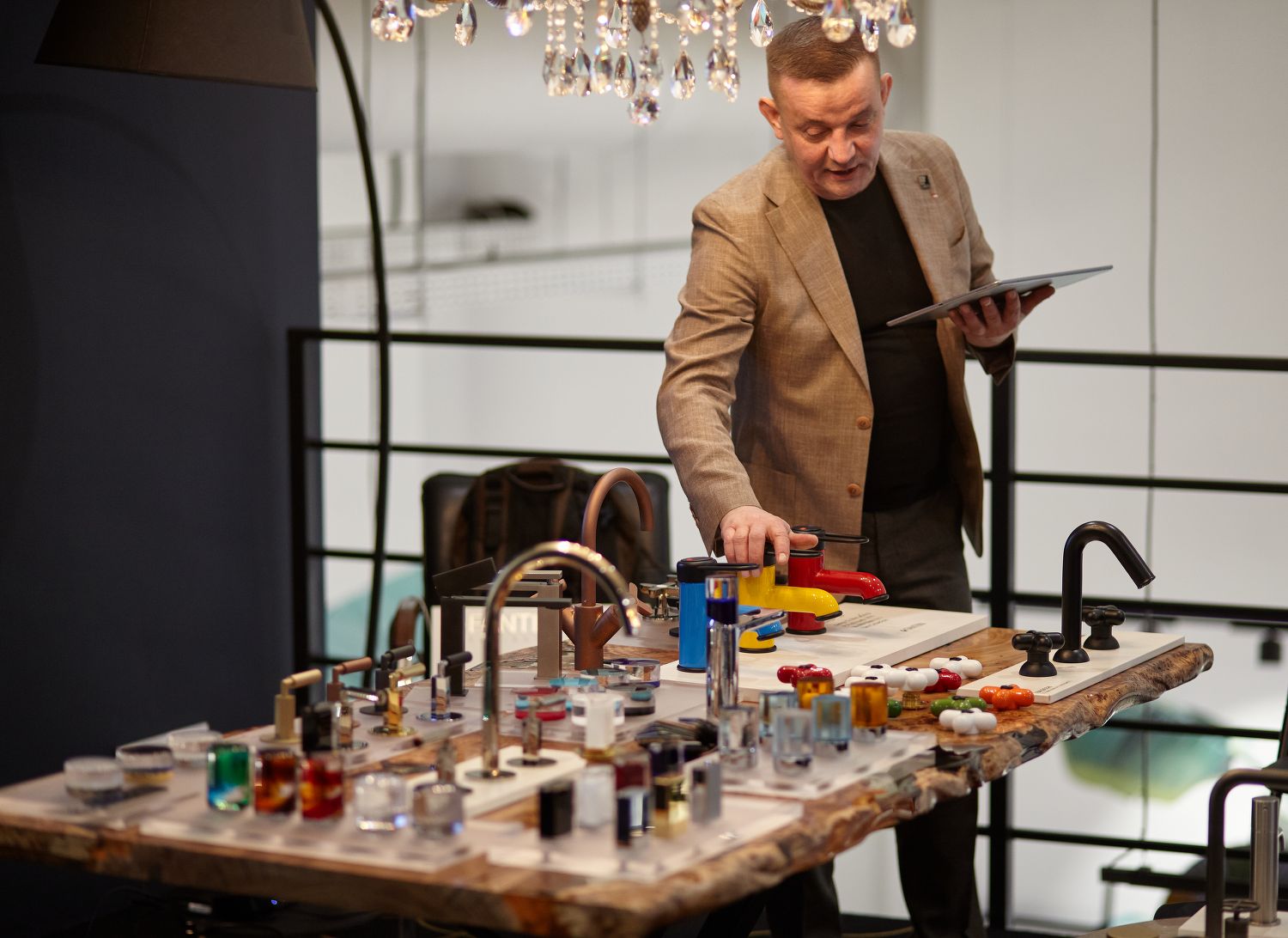 Встреча с друзьями. FABBRICA.CLUB. FANTINI