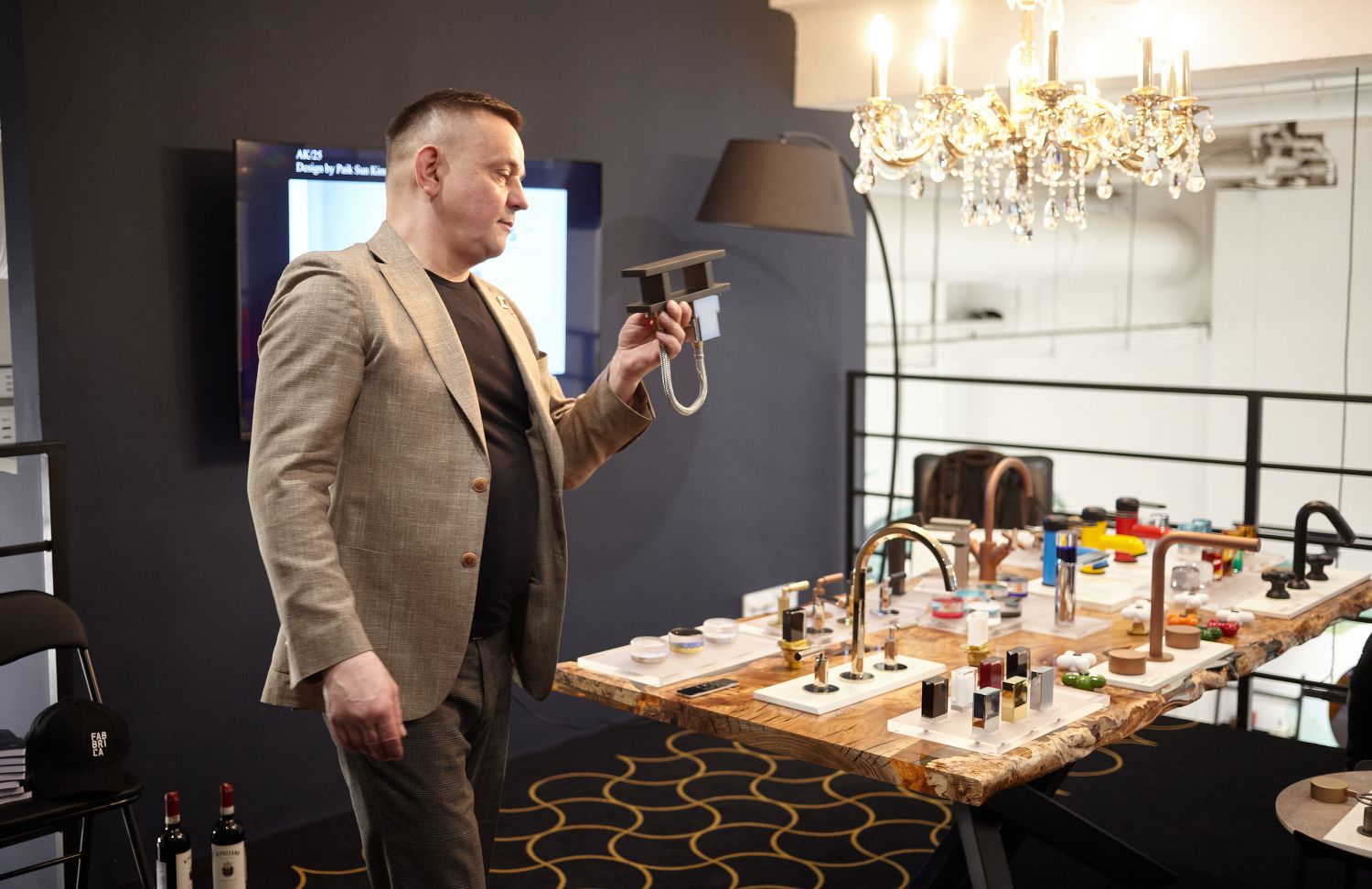 Встреча с друзьями. FABBRICA.CLUB. FANTINI