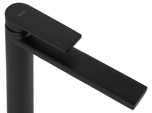 Смеситель для умывальника Rea Verso black matt B7902