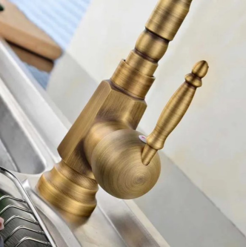 Смеситель для умывальника Rea Bona Old Gold B2150