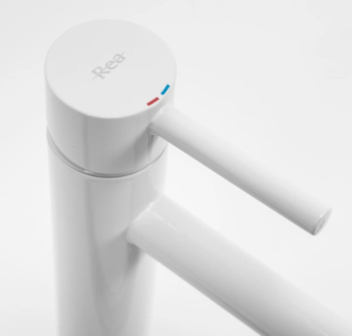 Смеситель для умывальника Rea Lungo White Matt B4401