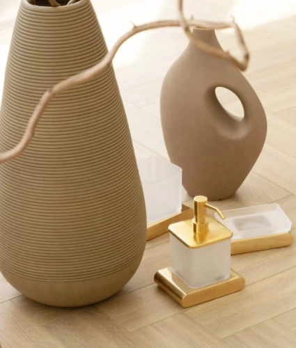 Дозатор Remer Lounge LN13BG, золото брашированное