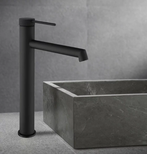 Смеситель для раковины Vincea Rim VBF-2RM2MB