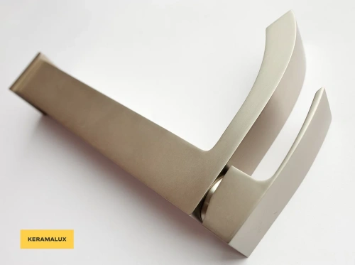 Смеситель для умывальника Vivi Felice 1025 Nichel