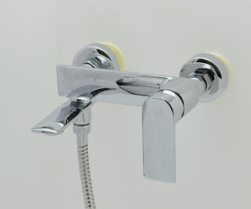 Смеситель для ванны Ahti Ulvila UL405001