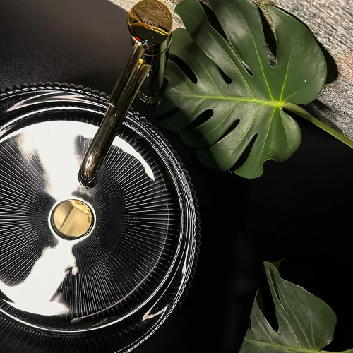 Умывальник Rea Ingrid Black U6800