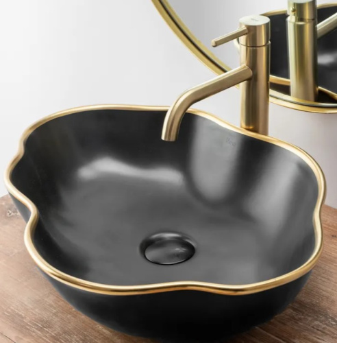 Смеситель для умывальника Rea Lungo Gold matt B4526