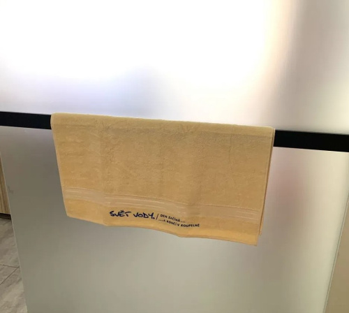 Полка для полотенец и аксессуаров Rea Evo Black HOM-00652